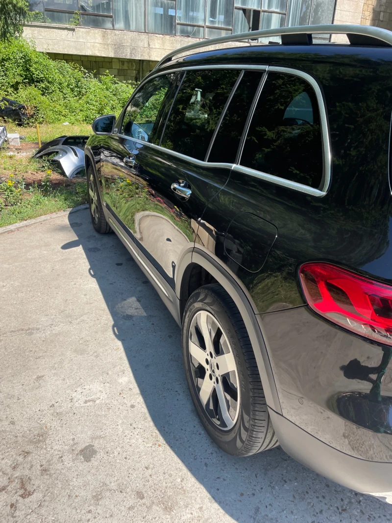 Mercedes-Benz GLB 220D, снимка 3 - Автомобили и джипове - 52416320