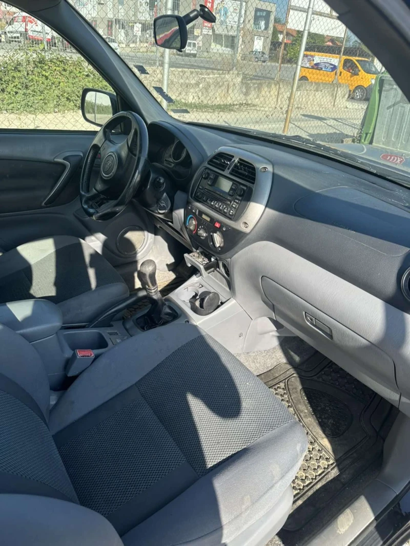 Toyota Rav4, снимка 7 - Автомобили и джипове - 52452202