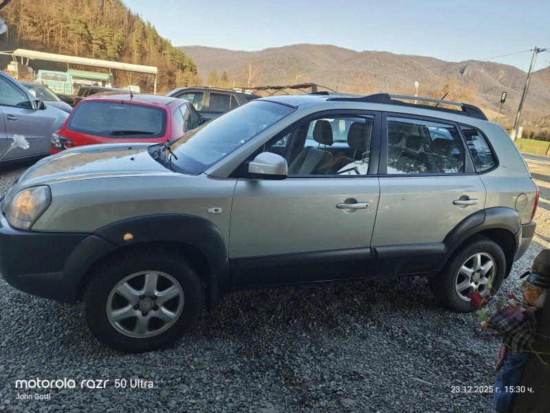 Hyundai Tucson 2.0 CRDi 116k.c. klimatik , снимка 6 - Автомобили и джипове - 52889557