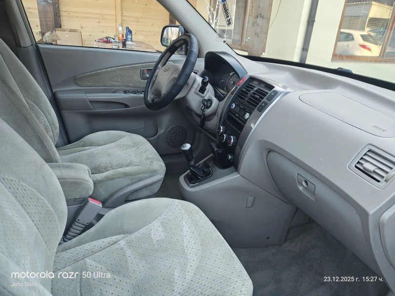 Hyundai Tucson 2.0 CRDi 116k.c. klimatik , снимка 17 - Автомобили и джипове - 52889557