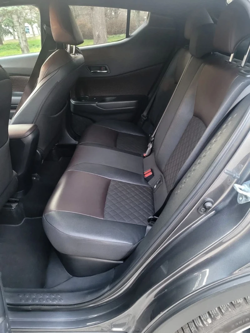 Toyota C-HR, снимка 11 - Автомобили и джипове - 53030517