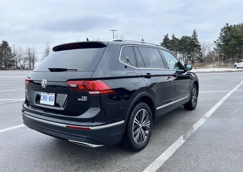 VW Tiguan SEL * * PREMIUM * * 360 КАМЕРА * * ПОДГРЕВИ * * , снимка 3 - Автомобили и джипове - 53264093