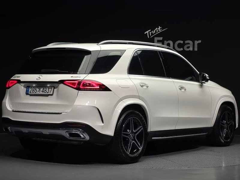 Mercedes-Benz GLE 450 AMG EQ BOOST/HUD/ПОДГРЕВ/ОБДУХ/HARMON KARDON/DISTR/360, снимка 2 - Автомобили и джипове - 55341301