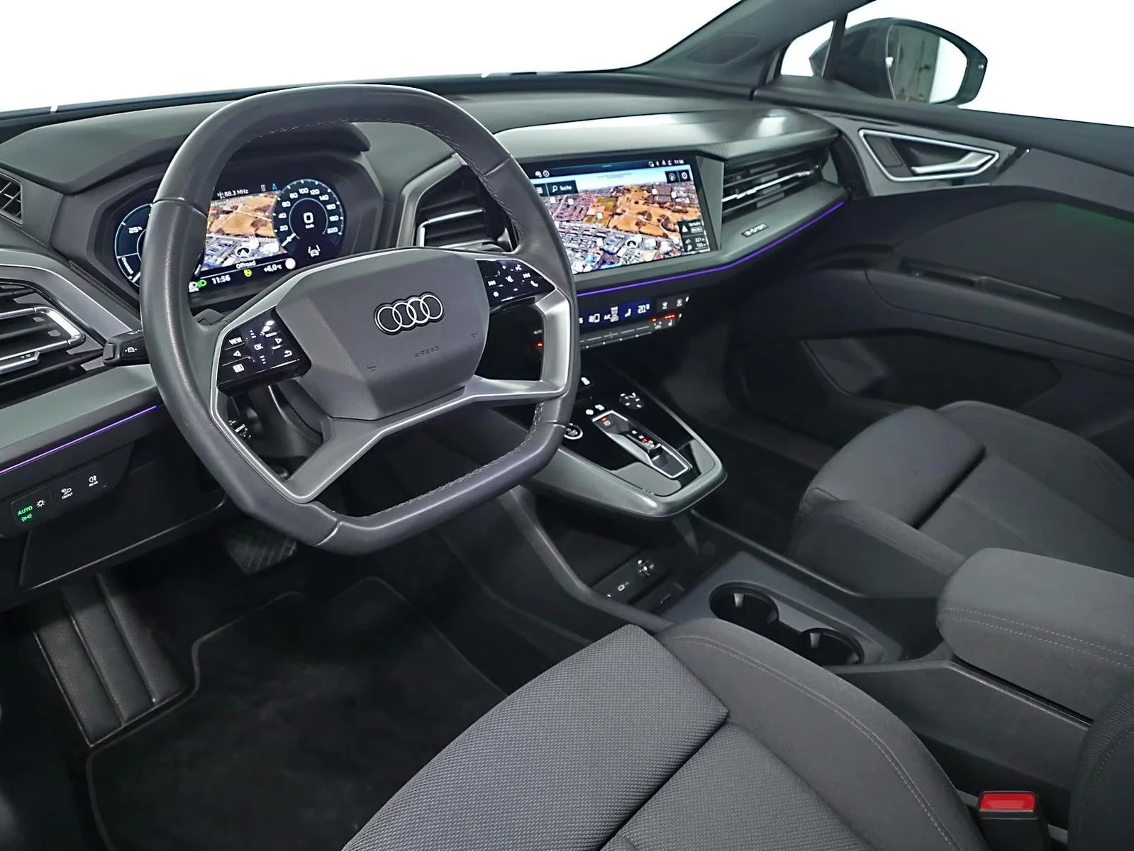 Audi Q4 40e-tron/204HP/ADVANCED/MATRIX/CAM/KLESS/549g - изображение 6