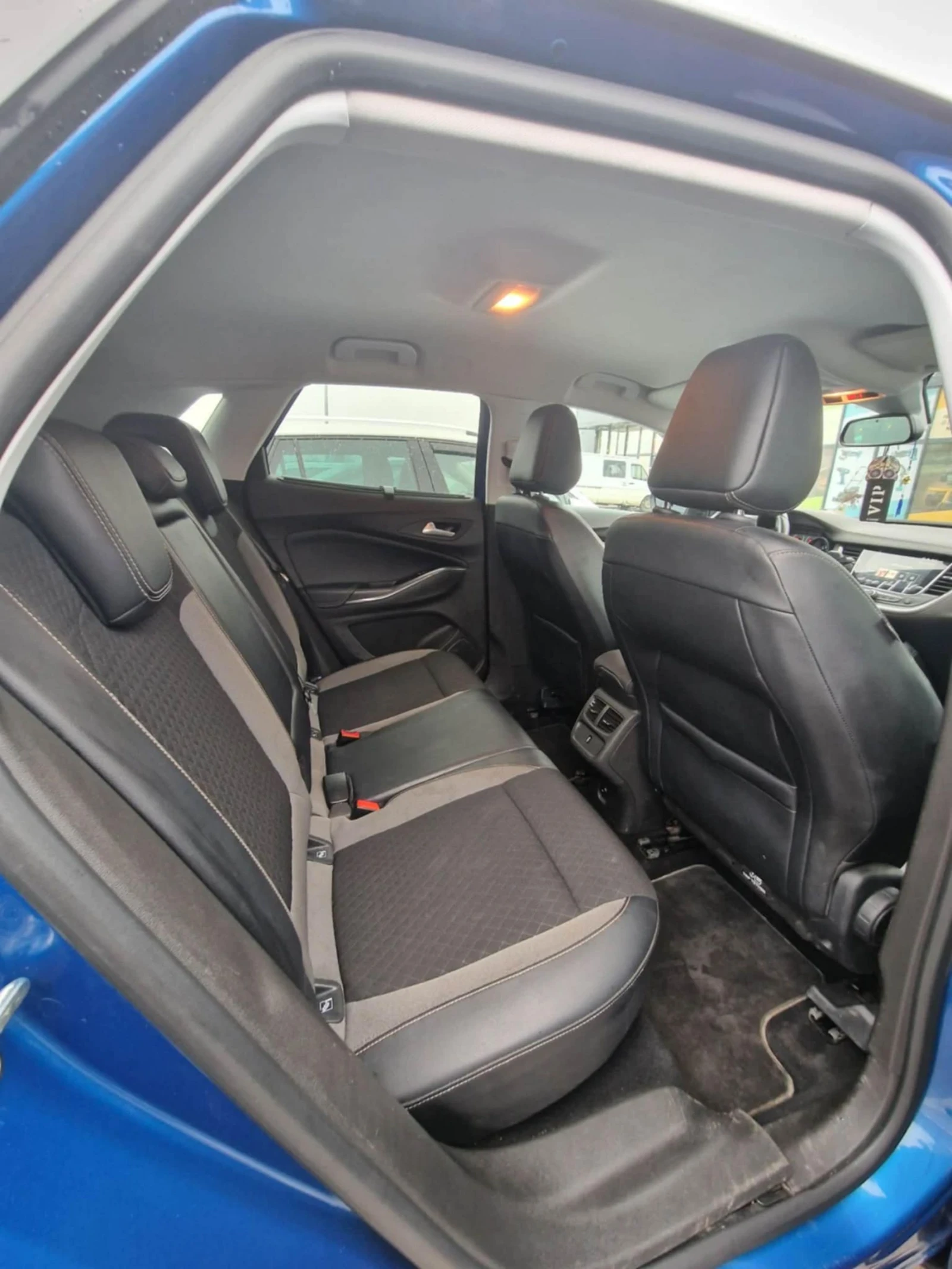 Opel Grandland X, снимка 12 - Автомобили и джипове - 53772306
