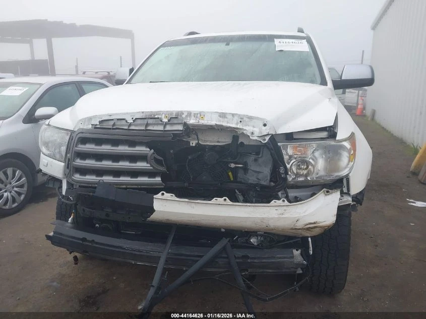 Toyota Sequoia 5.7l Platinum 5.7L V8 | Mobile.bg � ����������� 13