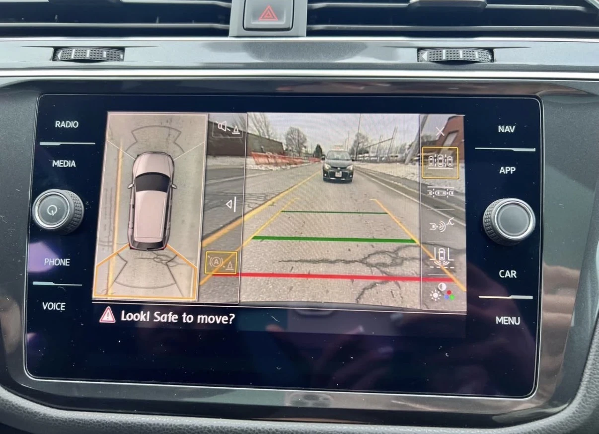 VW Tiguan SEL * * PREMIUM * * 360 КАМЕРА * * ПОДГРЕВИ * *  - изображение 9