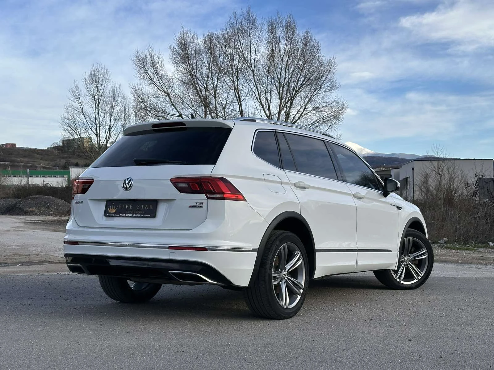 VW Tiguan R-Line 4Motion | Mobile.bg � ����������� 4