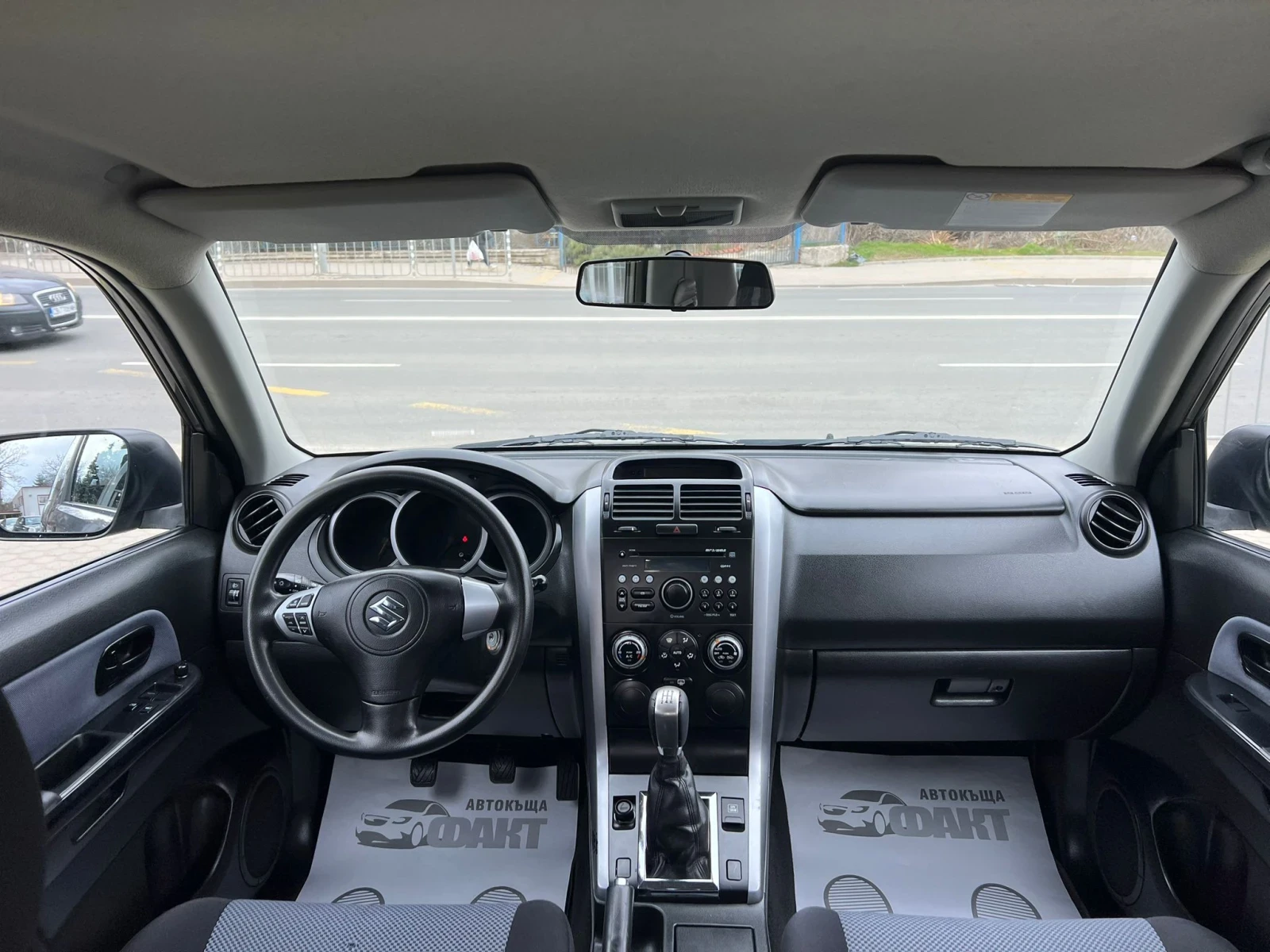 Suzuki Grand vitara 1.6i/4x4/GAZ, снимка 14 - Автомобили и джипове - 53922542