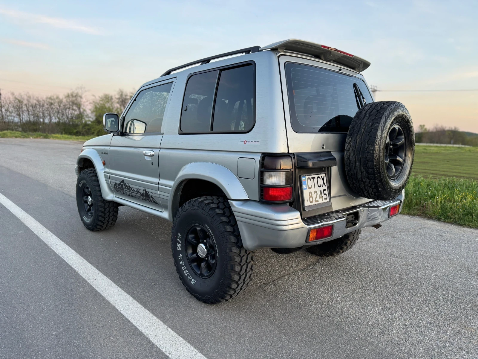 Mitsubishi Pajero, снимка 4 - Автомобили и джипове - 54343688