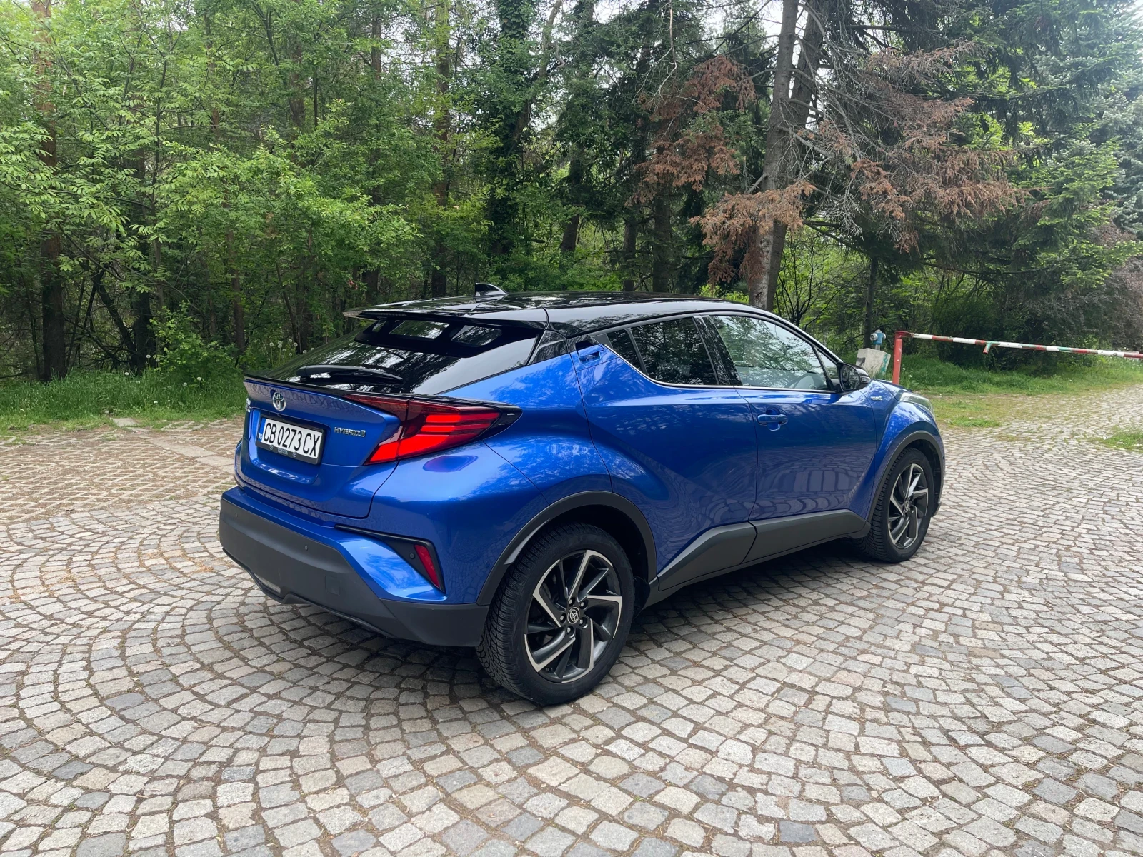 Toyota C-HR 1.8 HYBRID GERMAN EDITION MAX LEVEL, снимка 5 - Автомобили и джипове - 54479095