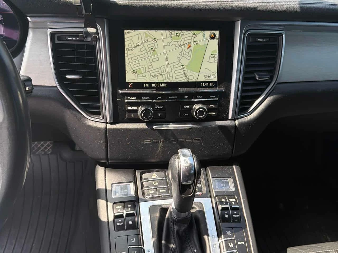 Porsche Macan * Turbo * CARFAX * ОПЦИЯ ЗА ФИНАНСИРАНЕ, снимка 9 - Автомобили и джипове - 55754362
