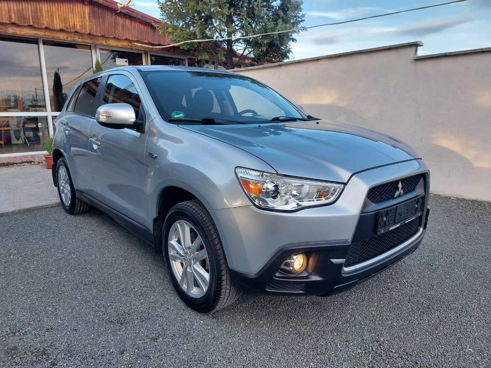 Mitsubishi ASX 1.6i, снимка 3 - Автомобили и джипове - 56712468