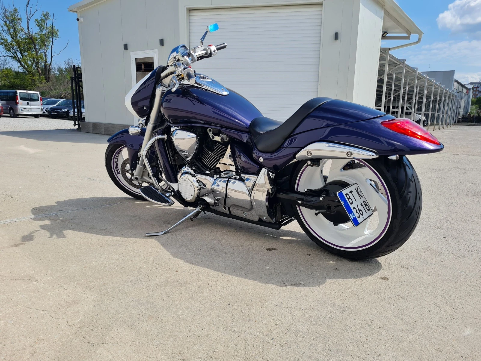 Suzuki Boulevard