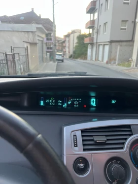 Renault Scenic 1.6 газ/бензин, снимка 12