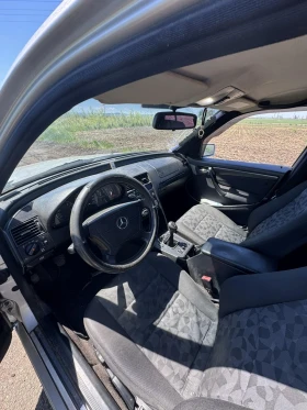 Mercedes-Benz C 220, снимка 5