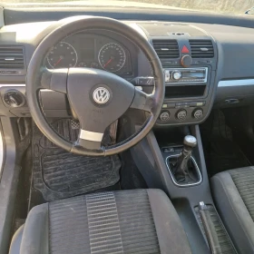 VW Golf 1.6 - 3600 лв. - 41884603 | Car24.bg