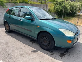     Ford Focus  1.4 Gas