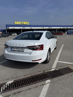 Skoda Superb 2.0 TSI - 16999 € / 33247.15 лв. - 51060557 5