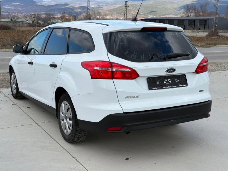 Ford Focus 1.0 i Ecoboost/Euro6/Климатик/Собствен лизинг, снимка 6 - Автомобили и джипове - 50032134