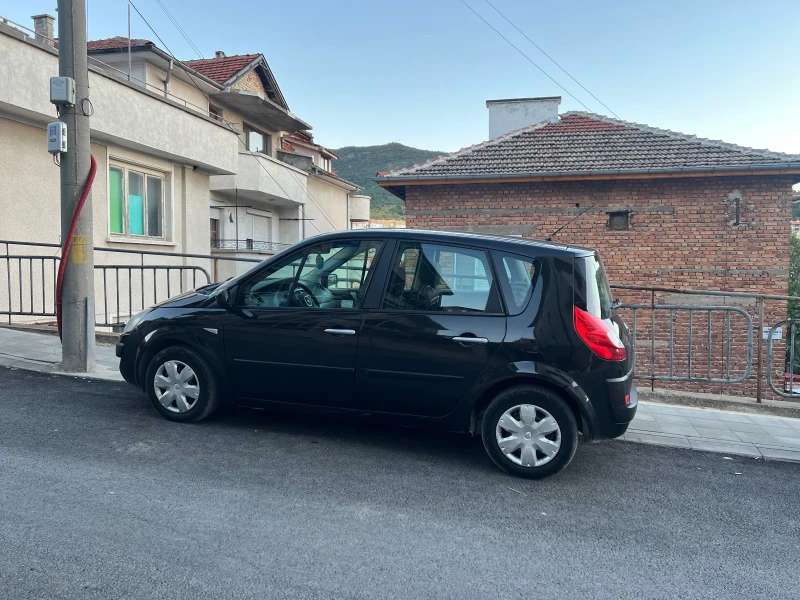 Renault Scenic 1.6 газ/бензин, снимка 4 - Автомобили и джипове - 52819819