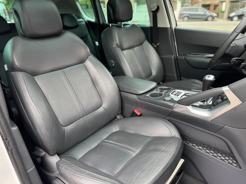 Peugeot 3008 2.0HDi Автоматик* Нави* Панорама* Кожа* Дистроник, снимка 15 - Автомобили и джипове - 52054275