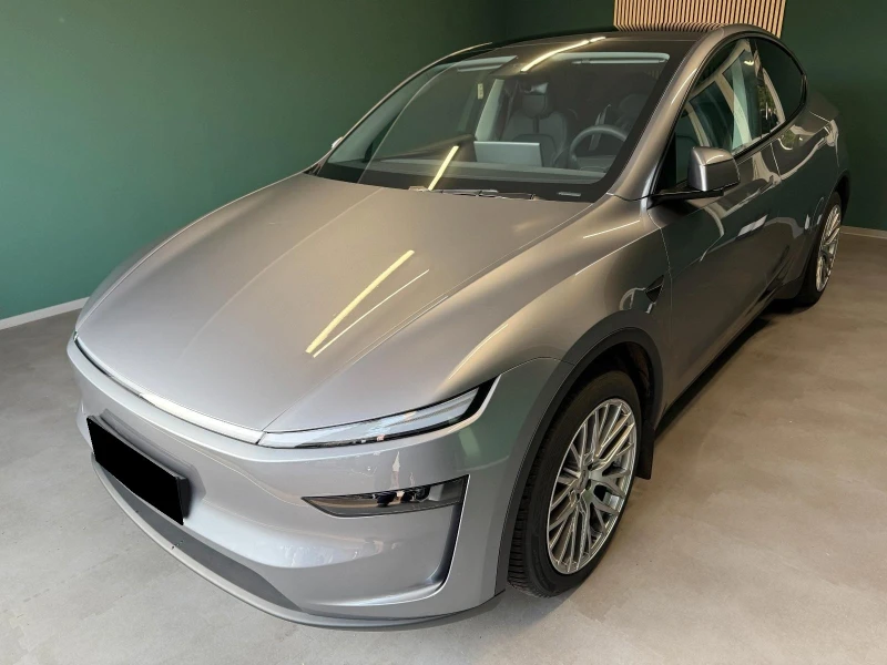 Tesla Model Y JUNIPER-LAUNCH* EDITION* LONG-RANGE* AWD* PANO* DI