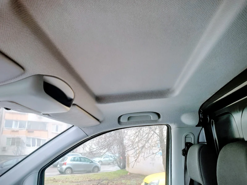 Mercedes-Benz 113 2.2 CDI, снимка 13 - Автомобили и джипове - 53259068