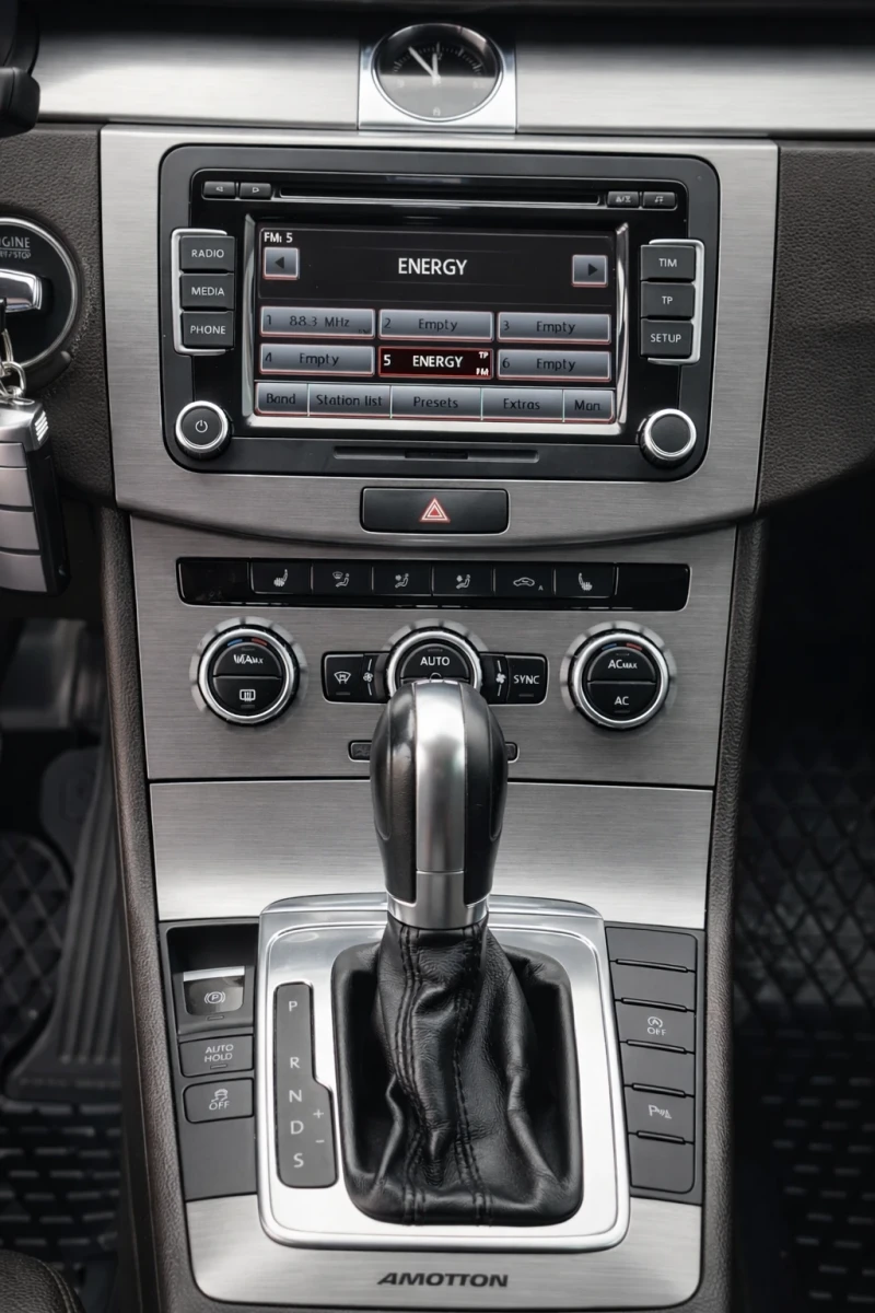 VW Passat 2.0 TDI/170hp/DSG/4motion/Dynaudio/Обдухване, снимка 12 - Автомобили и джипове - 53407649