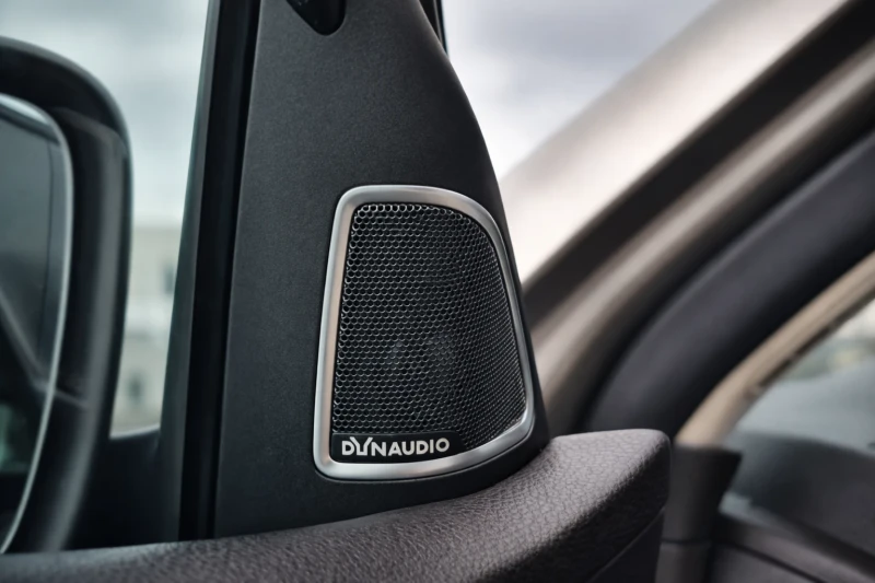 VW Passat 2.0 TDI/170hp/DSG/4motion/Dynaudio/Обдухване, снимка 14 - Автомобили и джипове - 53407649