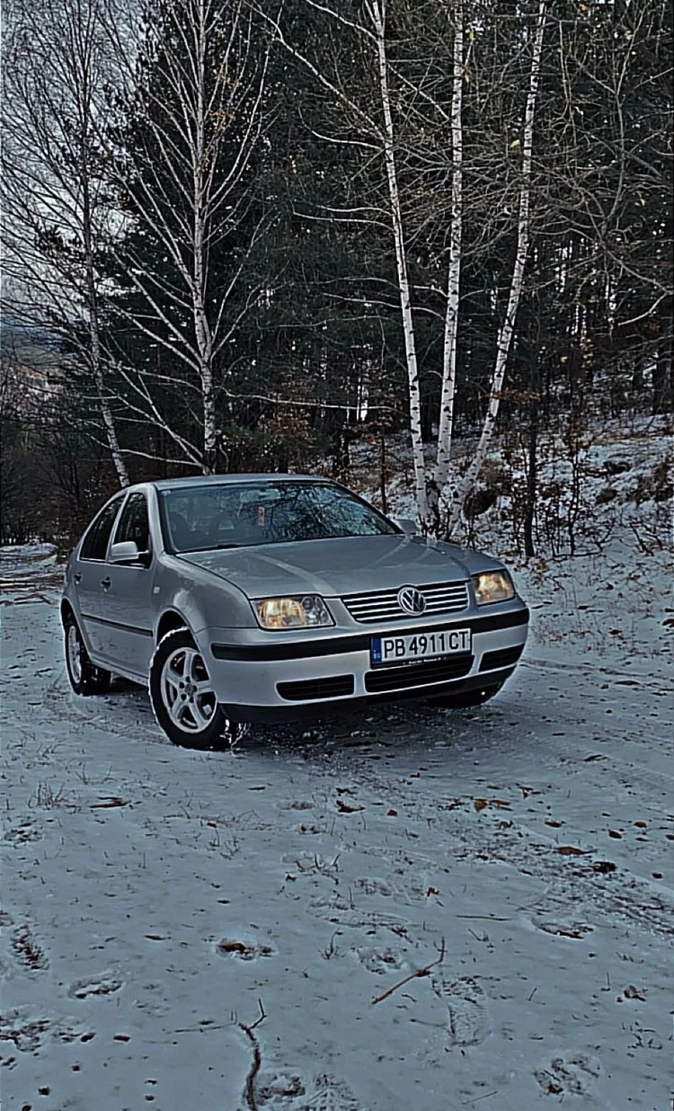 VW Bora, снимка 9 - Автомобили и джипове - 47005326