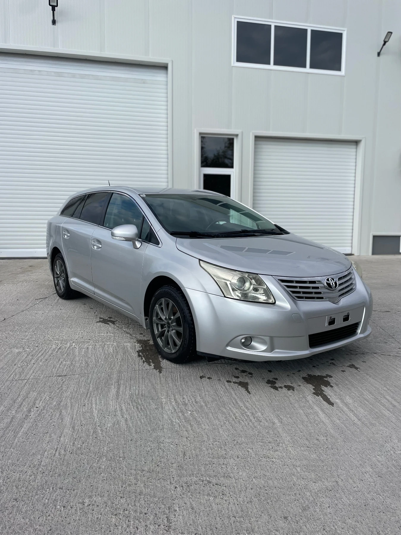 Toyota Avensis 2.0D-4D - изображение 2