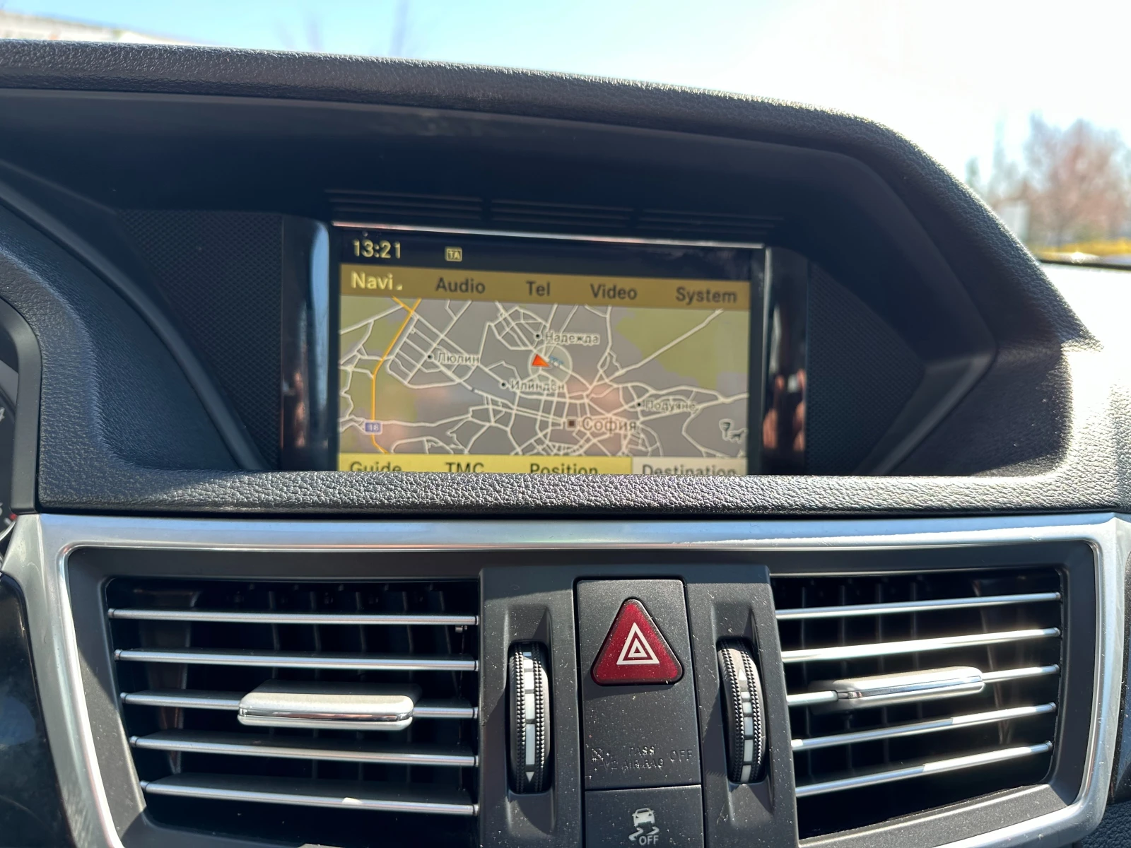 Mercedes-Benz E 350 Авангард/Седан | Mobile.bg — изображение 16