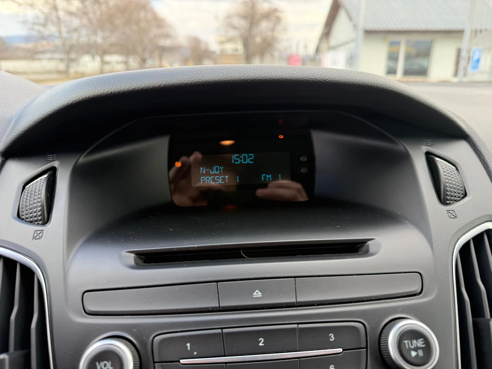 Ford Focus 1.0 i Ecoboost/Euro6/Климатик/Собствен лизинг | Mobile.bg — изображение 14