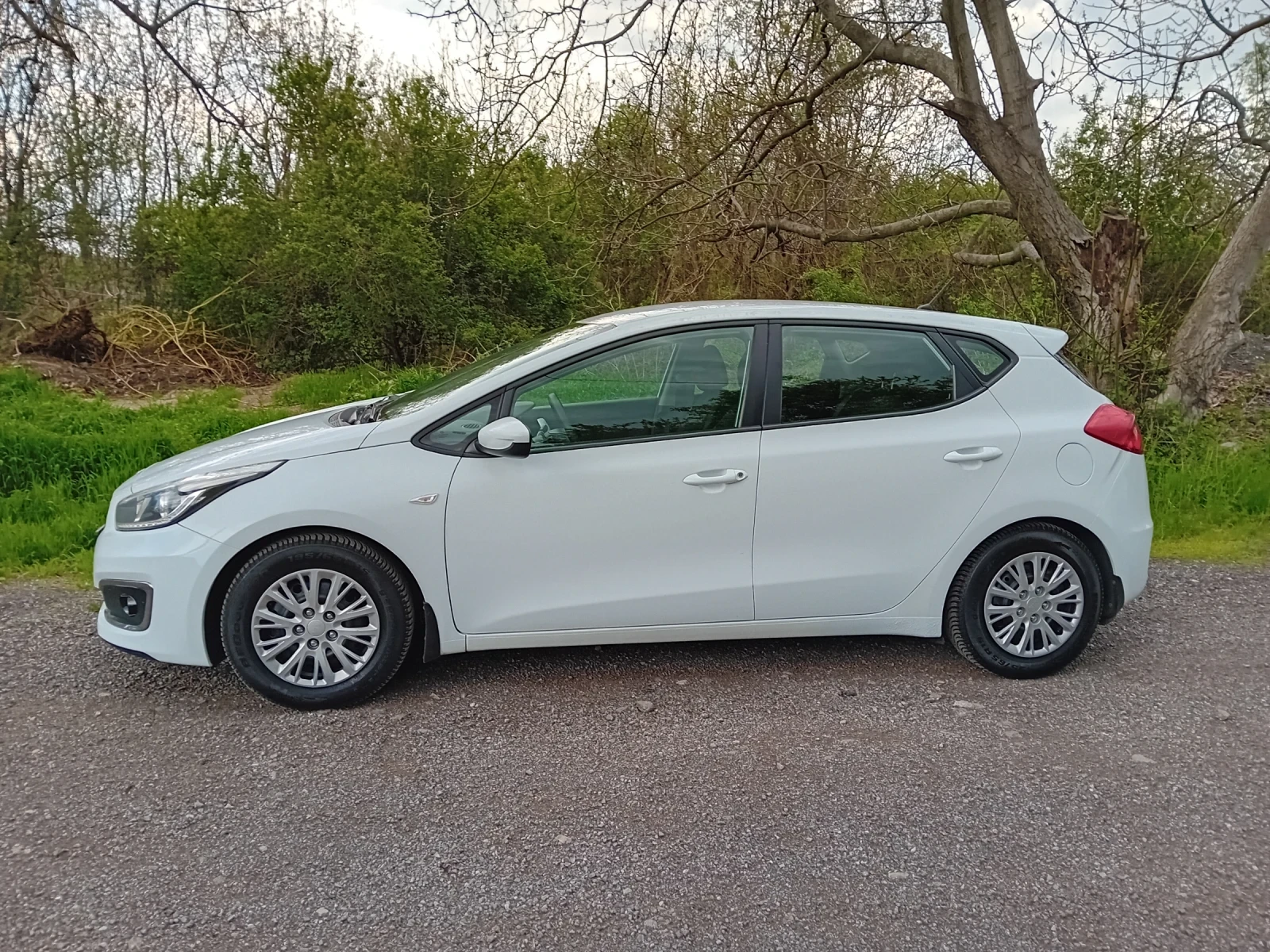 Kia Ceed 1.6 БЕНЗИН - изображение 5