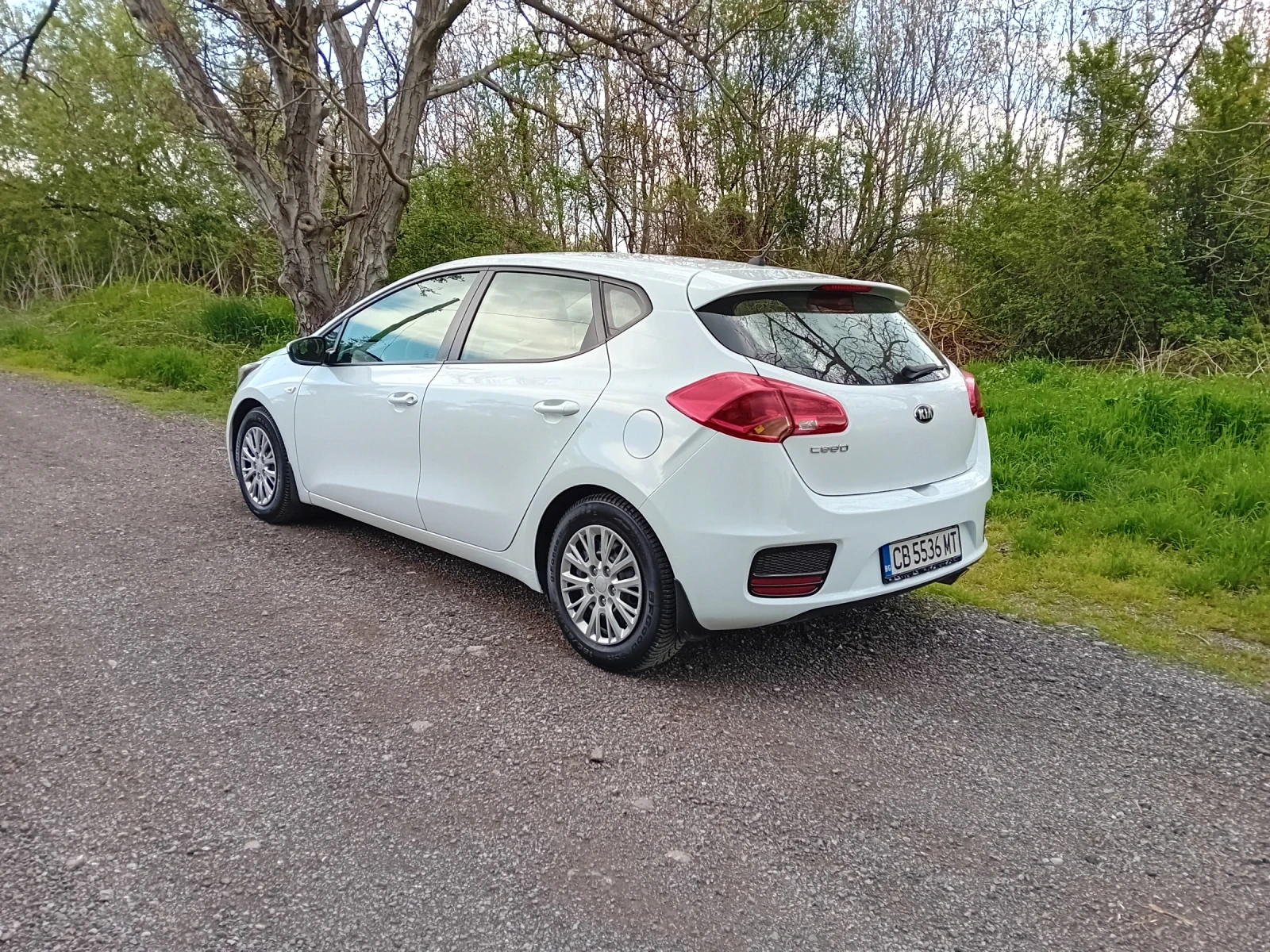 Kia Ceed 1.6 БЕНЗИН - изображение 7