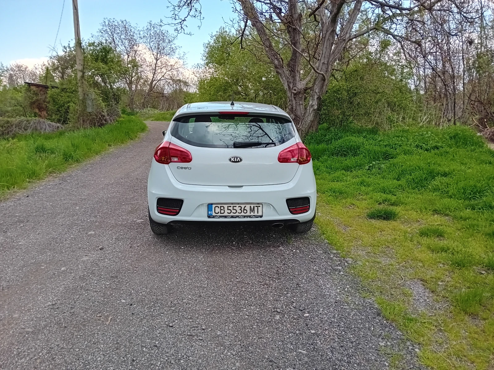 Kia Ceed 1.6 БЕНЗИН - изображение 8