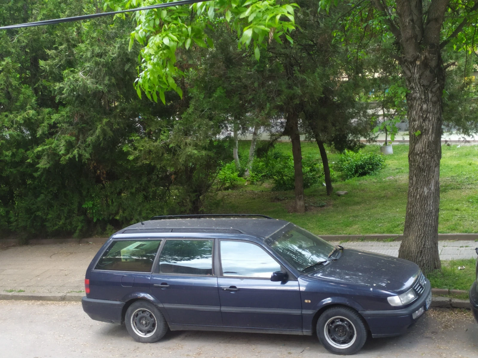 VW Passat Комби - изображение 6