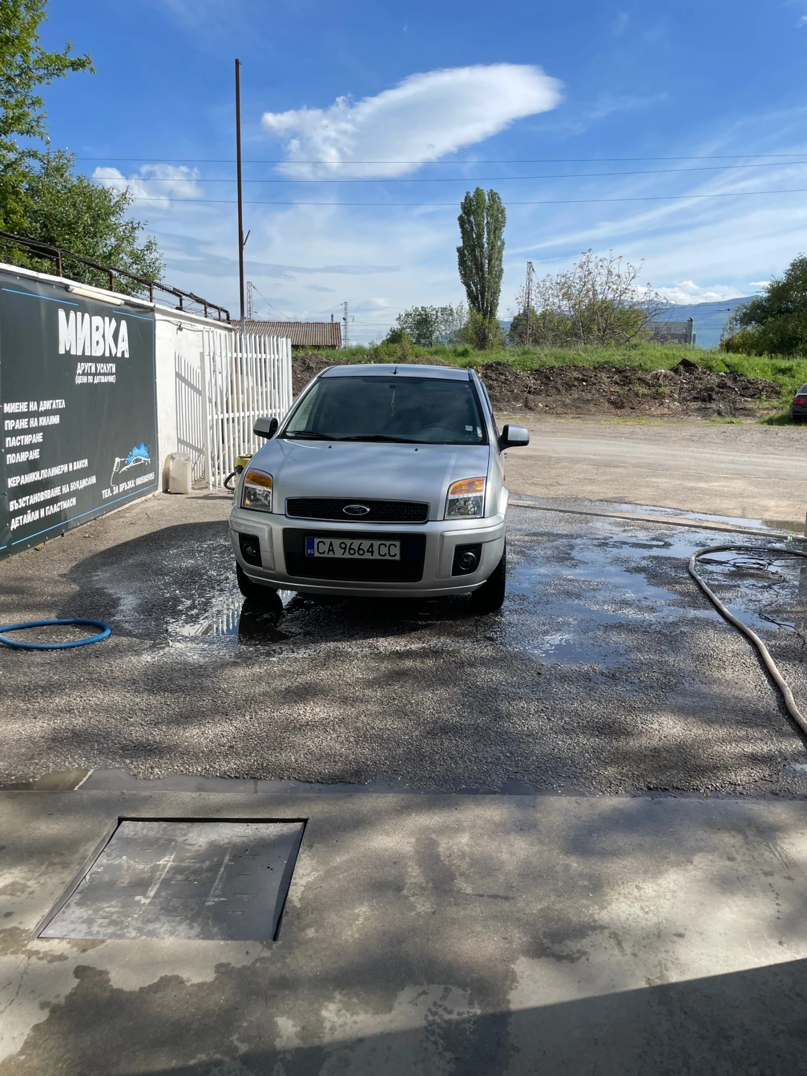 Ford Fusion 1.4i 53000km - изображение 2