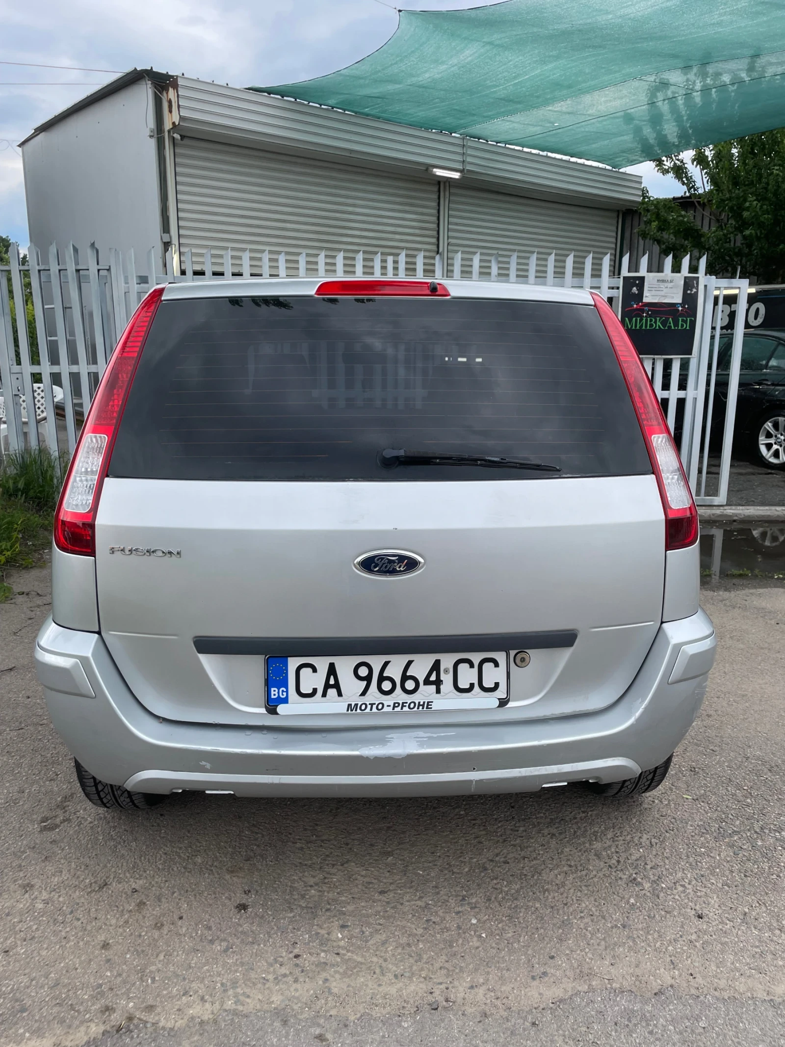 Ford Fusion 1.4i 53000km - изображение 9