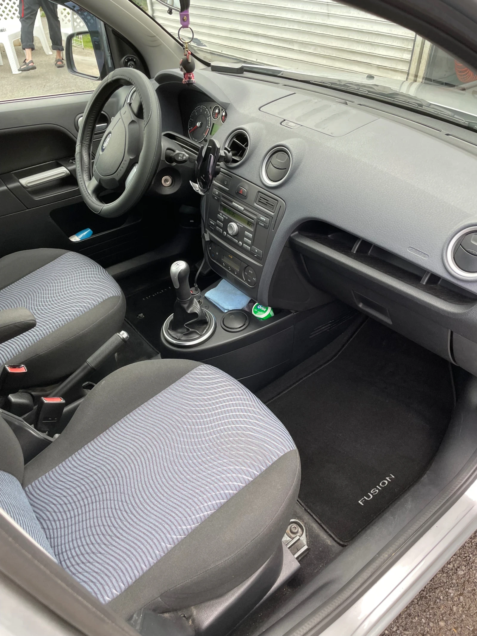 Ford Fusion 1.4i 53000km - изображение 4