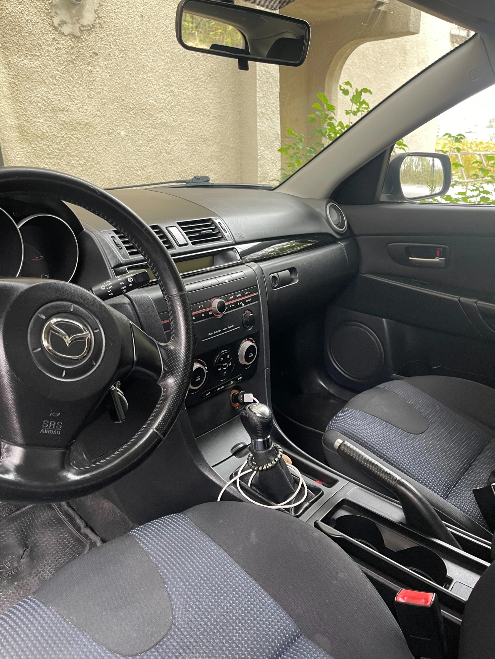 Mazda 3  - изображение 9