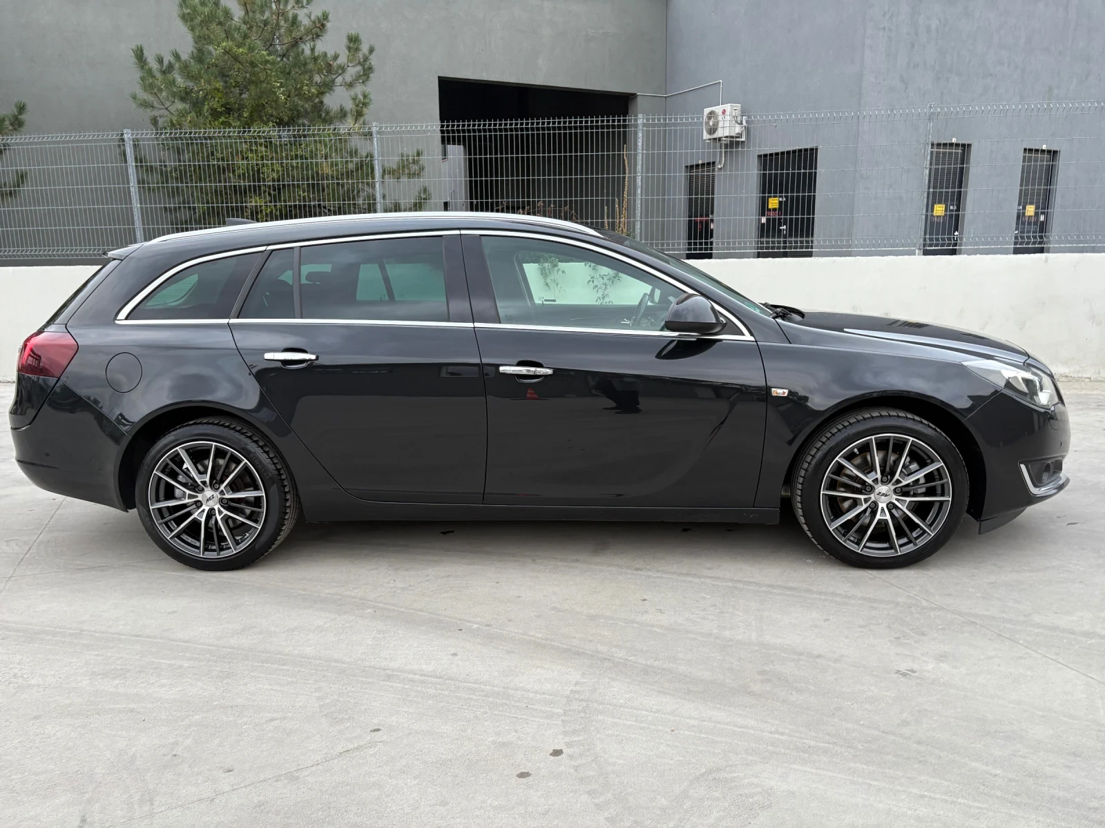 Opel Insignia 170hp 2.0 diesel Euro 6 Automat Cosmo - изображение 9