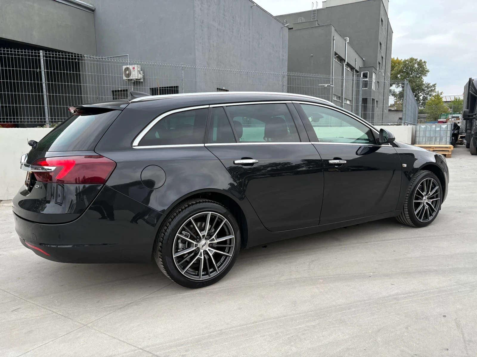 Opel Insignia 170hp 2.0 diesel Euro 6 Automat Cosmo - изображение 8