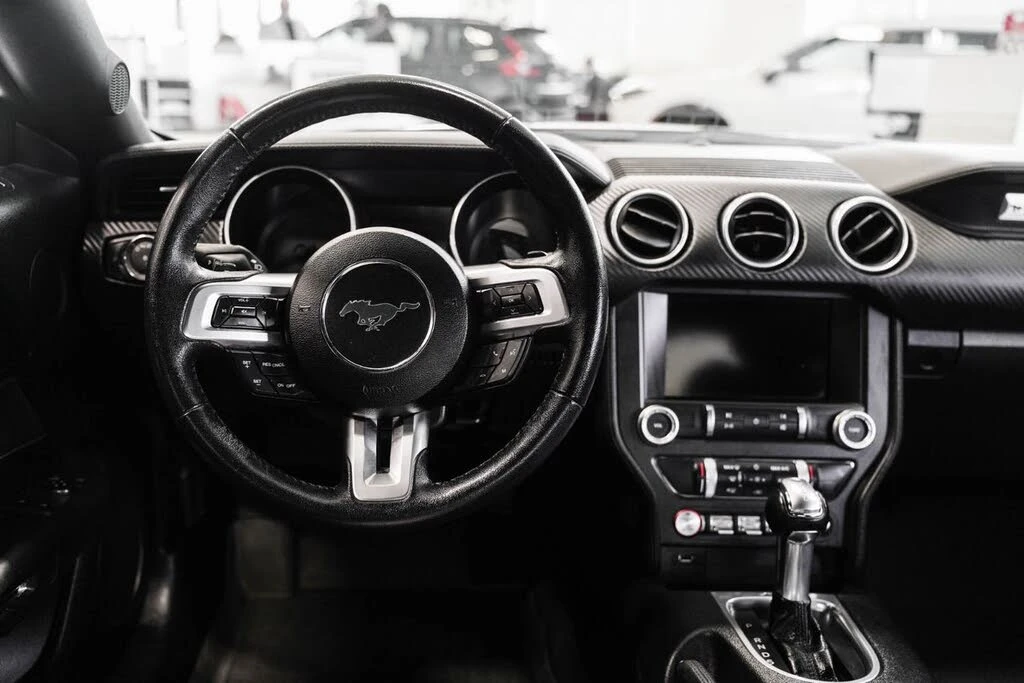 Ford Mustang EcoBoost Coupe * АвтоКредит* (ЦЕНА ДО БГ) | Mobile.bg — изображение 11