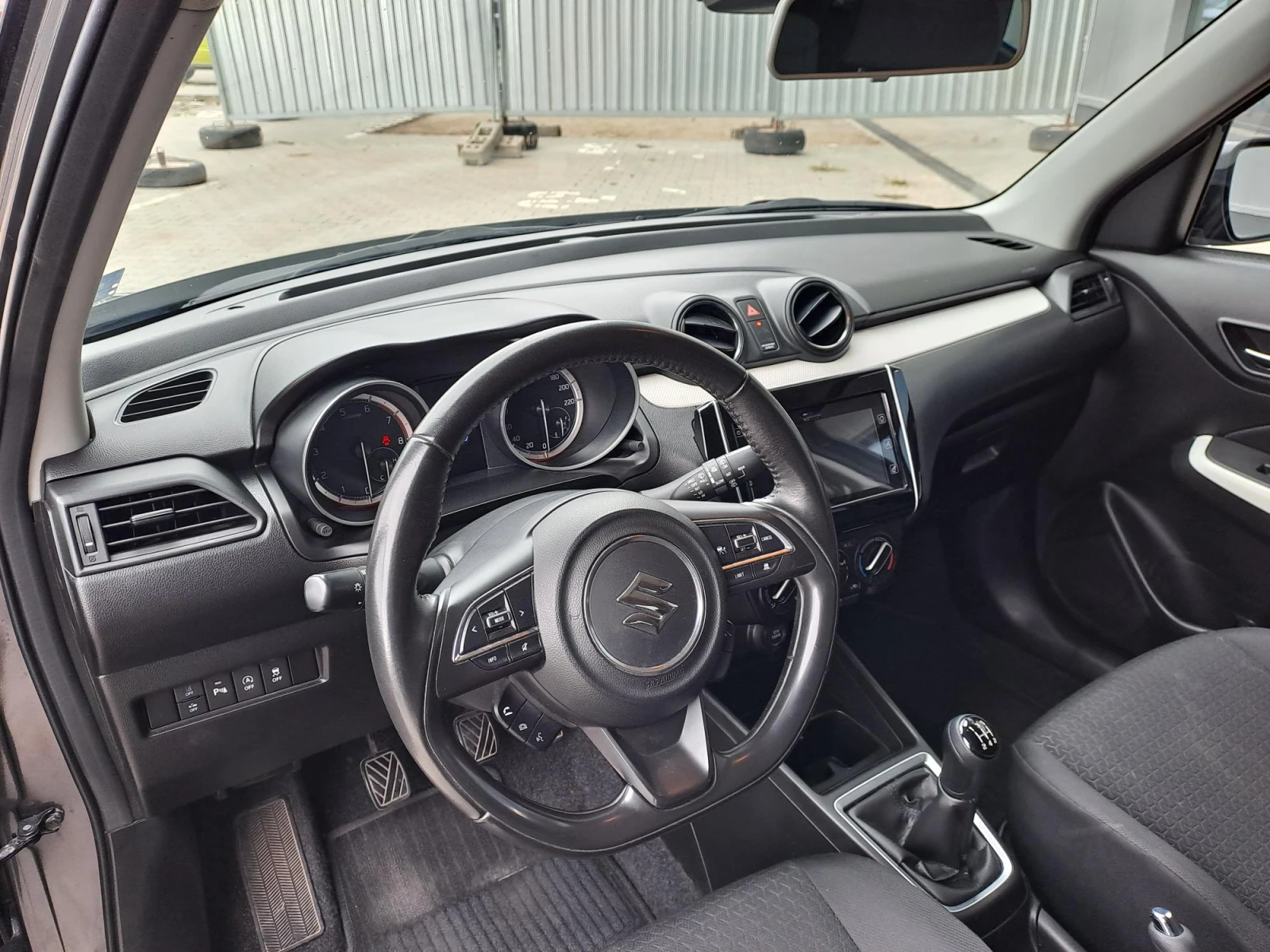 Suzuki Swift 1. 2 GL+ Special HYBRID | Mobile.bg   11