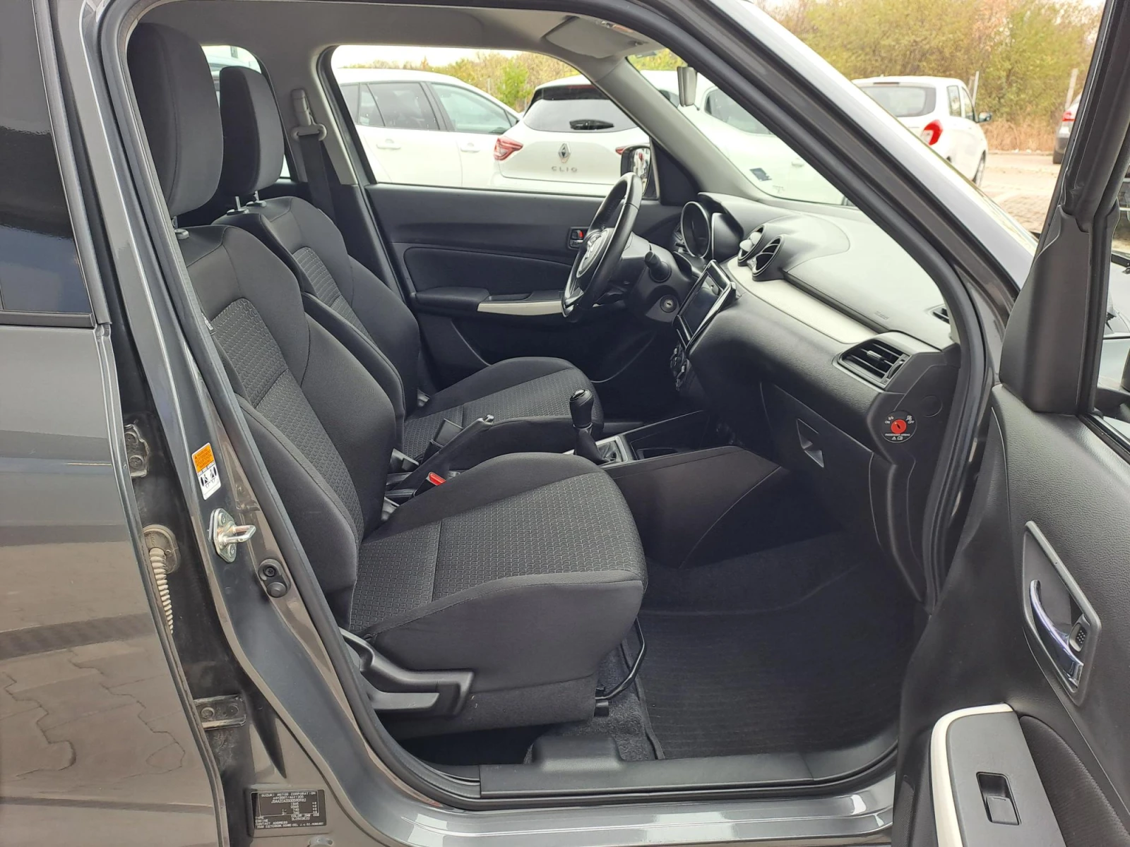 Suzuki Swift 1. 2 GL+ Special HYBRID - изображение 10