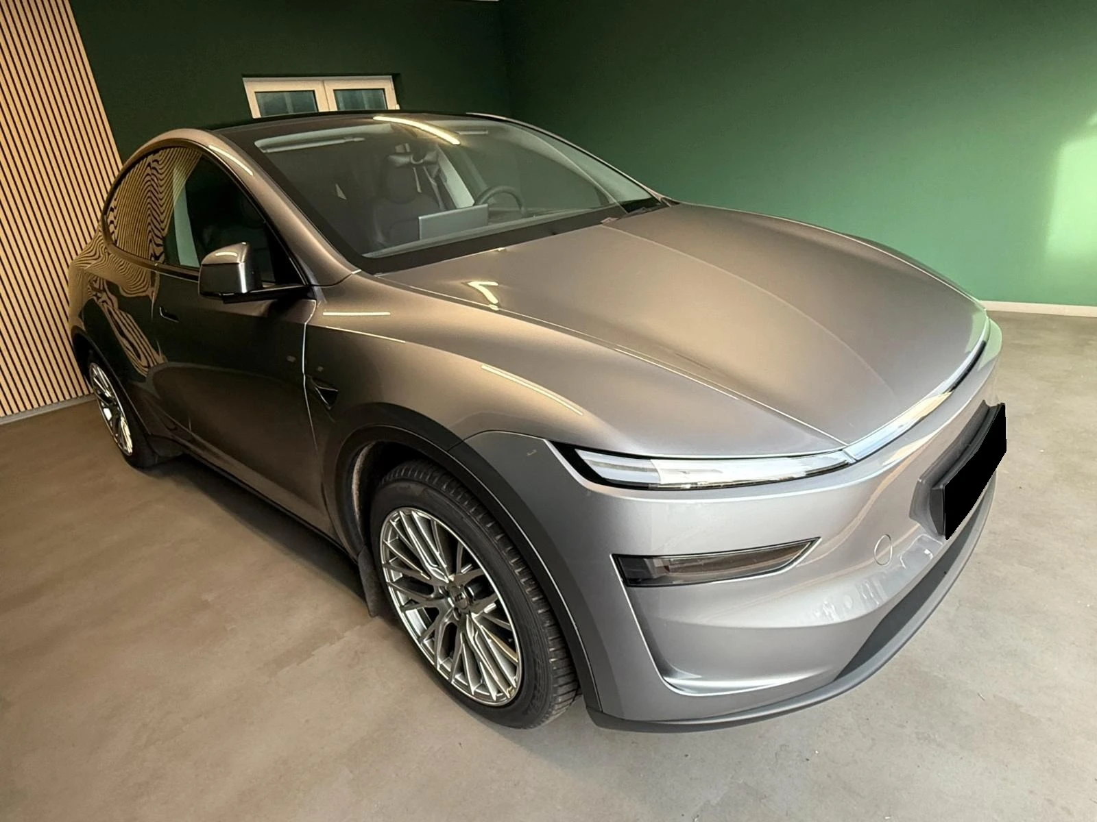 Tesla Model Y JUNIPER-LAUNCH* EDITION* LONG-RANGE* AWD* PANO* DI - изображение 3