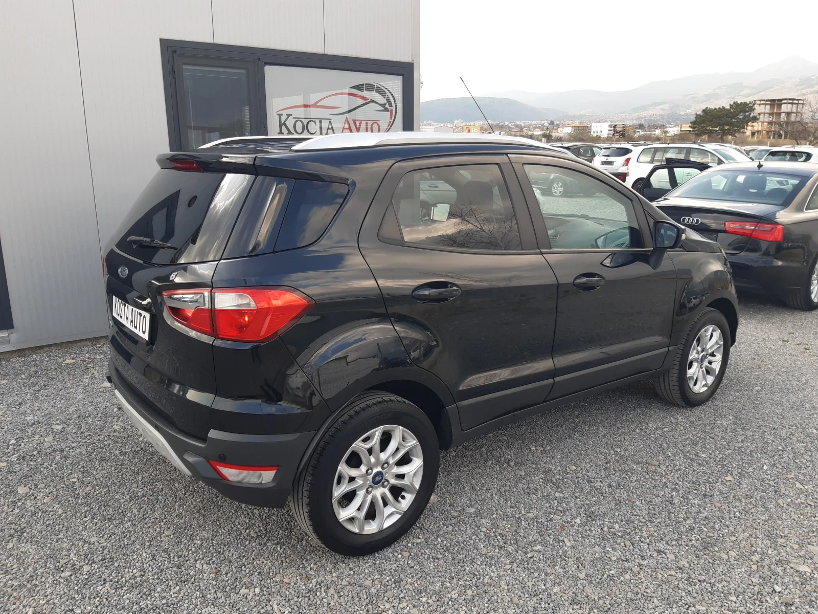 Ford EcoSport, снимка 3 - Автомобили и джипове - 52553585