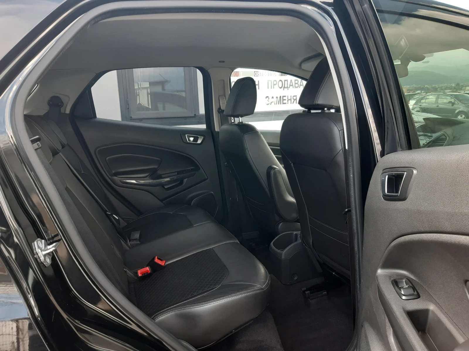 Ford EcoSport, снимка 15 - Автомобили и джипове - 52553585